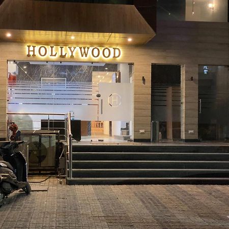 Hotel Hollywood Zirakpur Chandigarh - Family Hotel Экстерьер фото